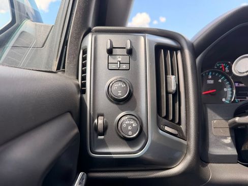 Used 2017 Chevrolet Silverado 1500 LT w/ All Star Edition AWD/4WD image 24