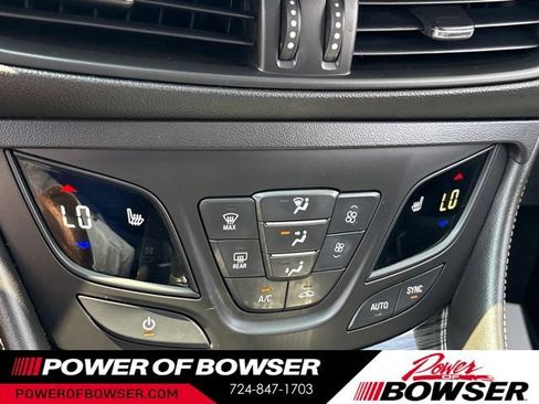 Used 2017 Buick Envision Essence AWD/4WD image 17