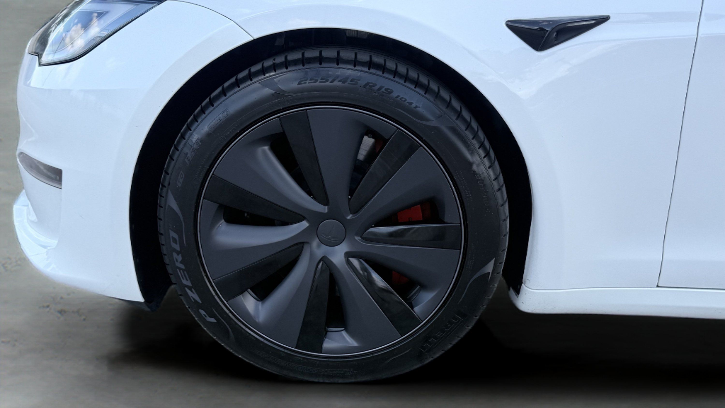 Used 2024 Tesla Model S Plaid AWD/4WD image 16