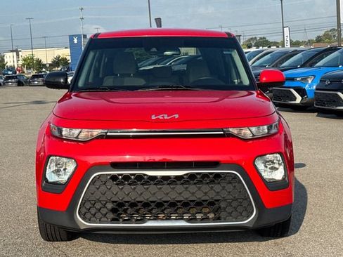 Used 2022 Kia Soul S FWD image 8