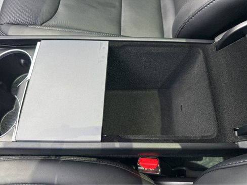 Used 2025 Tesla Model 3 Long Range RWD image 26