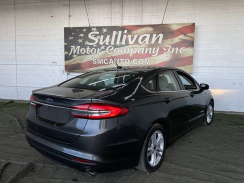 Used 2018 Ford Fusion S image 5