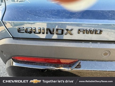 Used 2025 Chevrolet Equinox RS w/ Safety and Technology Package AWD/4WD image 6