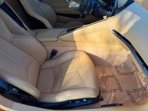 Used 2022 Chevrolet Corvette Stingray Premium Conv w/ Z51 Performance Package image 28