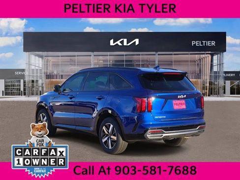 Certified 2023 Kia Sorento S image 5