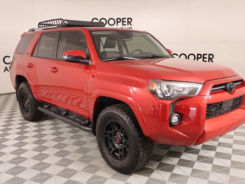 Used 2023 Toyota 4Runner SR5 Premium w/ Moonroof Package AWD/4WD image 1