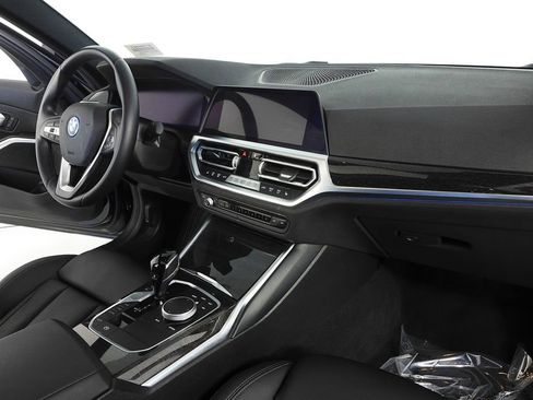 Used 2022 BMW 330e w/ Driving Assistance Package image 13