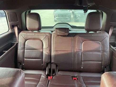 Used 2019 Lincoln Navigator Black Label image 17