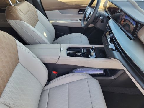 New 2026 Nissan Murano Platinum image 6