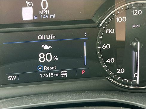 Used 2024 Cadillac XT5 Premium Luxury w/ LPO, Floor Liner Package AWD/4WD image 12