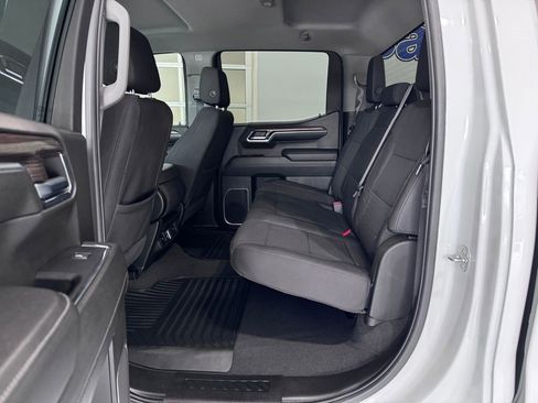 Certified 2024 Chevrolet Silverado 1500 LT image 9