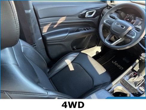Used 2023 Jeep Compass Altitude image 15
