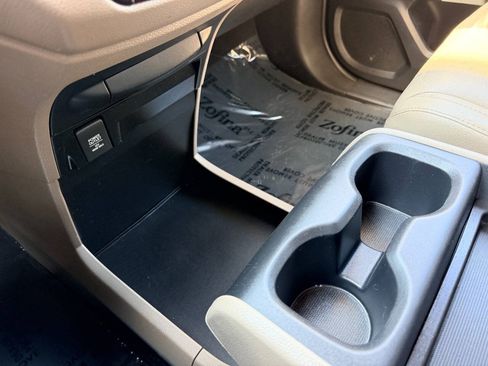 Used 2018 Honda Odyssey EX-L image 48
