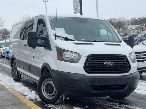 Used 2017 Ford Transit 150 148 Low Roof image 2