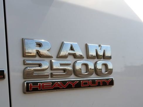 Used 2018 RAM 2500 Tradesman w/ Chrome Appearance Group AWD/4WD image 61