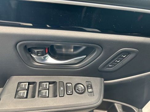 Used 2024 Honda Pilot EX-L image 9