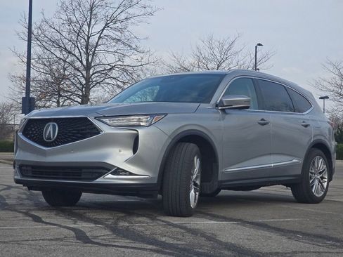 Used 2023 Acura MDX SH-AWD w/ Advance Package image 13