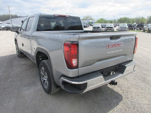New 2026 GMC Sierra 1500 SLE AWD/4WD image 9