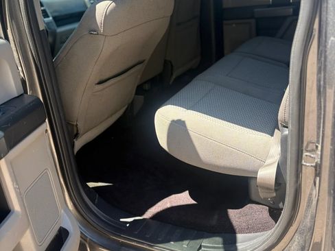 Used 2017 Ford F150 XLT RWD image 22