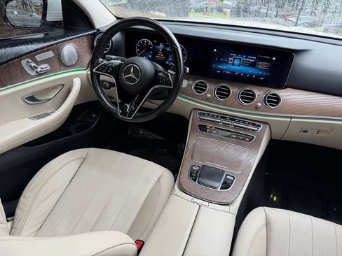 Used 2022 Mercedes-Benz E 350 4MATIC Sedan image 38