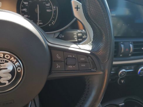 Used 2020 Alfa Romeo Giulia Ti Sport image 25