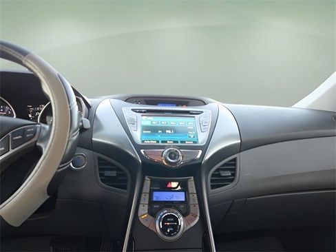 Used 2013 Hyundai Elantra Limited w/ Technology Pkg image 11