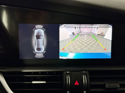 Used 2022 Alfa Romeo Giulia Veloce image 26