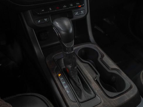 Used 2022 GMC Canyon Denali AWD/4WD image 23