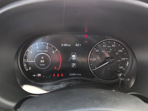 Used 2022 Nissan Kicks SR w/ Premium Package image 24