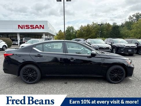 New 2026 Nissan Altima 2.5 SV w/ SV Special Edition Package AWD/4WD image 11