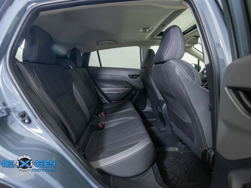 Used 2025 Subaru Crosstrek 2.5i Premium AWD/4WD image 34