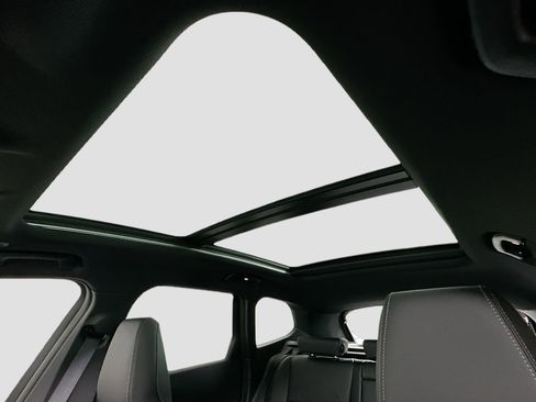 New 2026 BMW X1 xDrive28i w/ Technology Package image 22