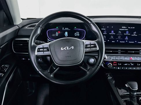 Used 2025 Kia Telluride S FWD image 18