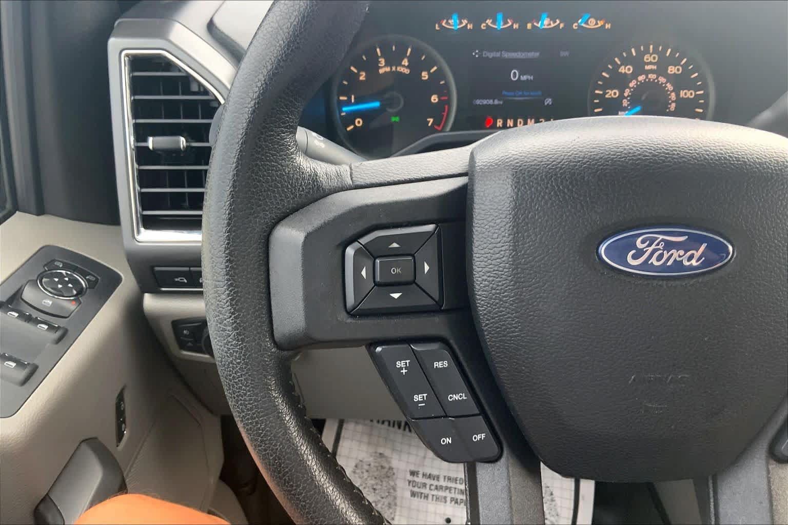 Used 2015 Ford F150 XLT w/ Equipment Group 302A Luxury AWD/4WD image 24