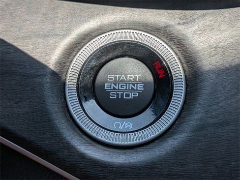 Used 2023 Jeep Grand Cherokee L Limited image 30