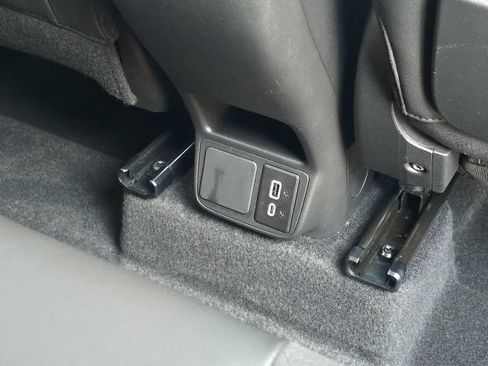 Used 2025 Buick Encore GX Preferred w/ Comfort Package FWD image 16