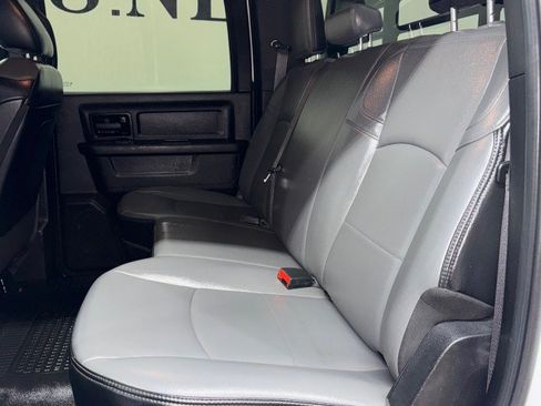 Used 2022 RAM 5500 Tradesman w/ Chrome Appearance Group AWD/4WD image 34