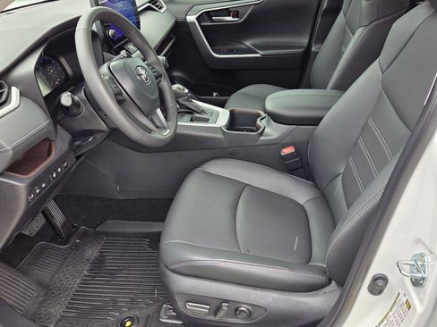 Certified 2025 Toyota RAV4 Limited w/ Weather Package FWD image 4