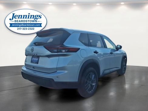 Used 2024 Nissan Rogue S FWD image 26