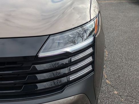 New 2026 Nissan Kicks SV w/ SV Premium Package image 9