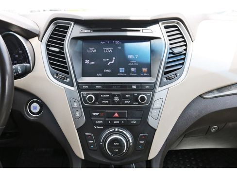 Used 2017 Hyundai Santa Fe Sport FWD image 26