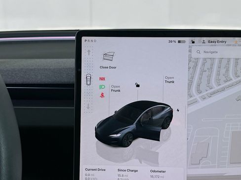 Used 2024 Tesla Model 3 image 22