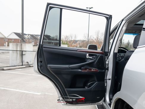 Used 2014 Lexus LX 570 4WD image 48