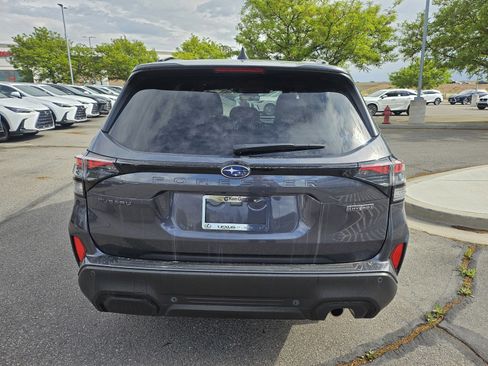 Used 2025 Subaru Forester Touring w/ Touring Package AWD/4WD image 8