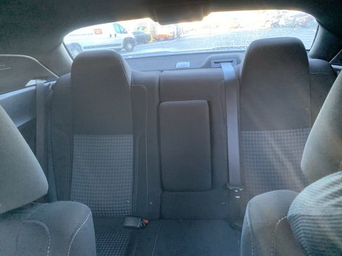 Used 2022 Dodge Challenger SXT image 22