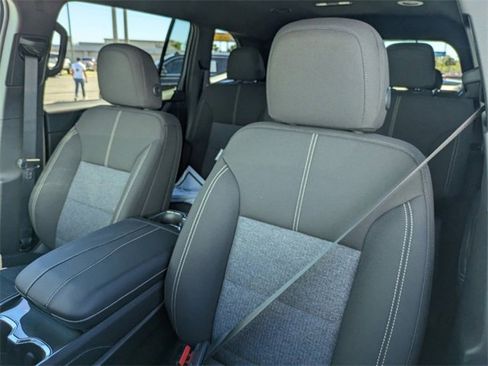 New 2025 GMC Acadia Elevation w/ Black Edition image 21