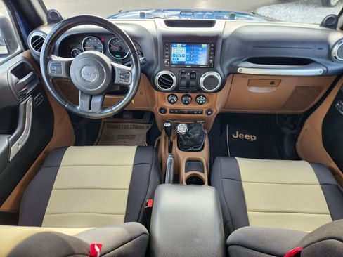 Used 2012 Jeep Wrangler Rubicon w/ Dual Top Group image 2