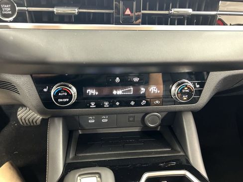 New 2026 Mitsubishi Outlander SE AWD/4WD image 17