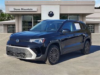 Certified 2025 Volkswagen Taos SE 360° Tour