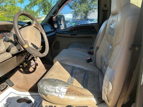 Used 2002 Ford F250 Lariat image 26